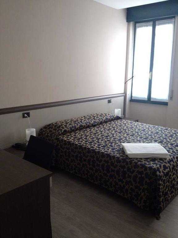 Locanda San Fiorenzo Fiorenzuola dʼArda Extérieur photo