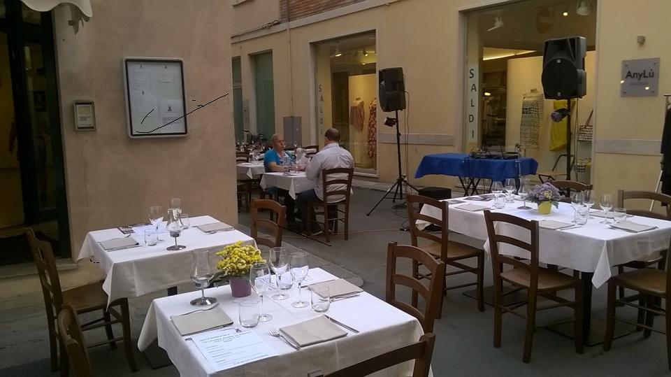 Locanda San Fiorenzo Fiorenzuola dʼArda Extérieur photo