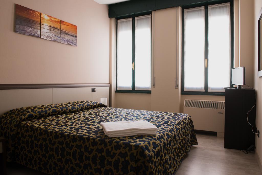 Locanda San Fiorenzo Fiorenzuola dʼArda Extérieur photo