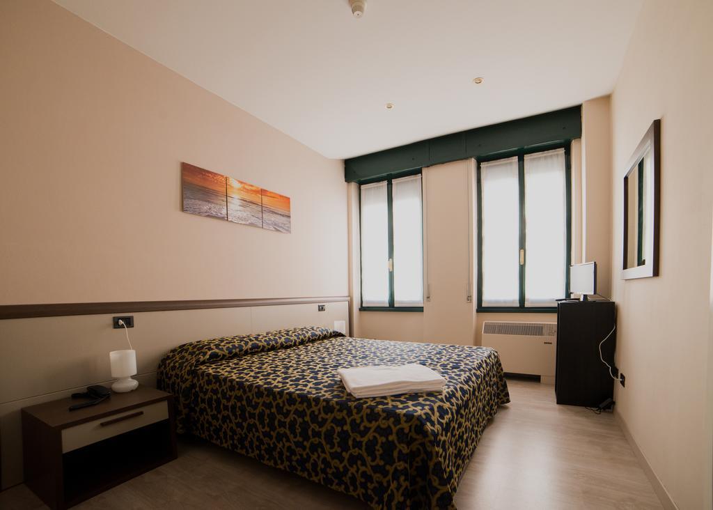 Locanda San Fiorenzo Fiorenzuola dʼArda Chambre photo