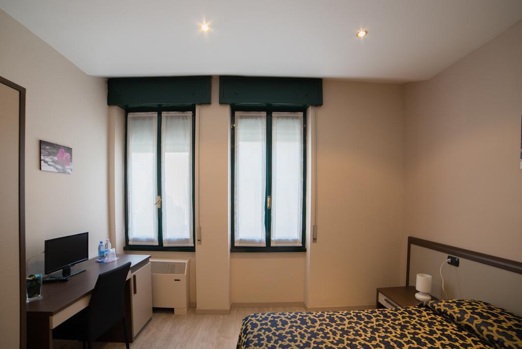 Locanda San Fiorenzo Fiorenzuola dʼArda Extérieur photo