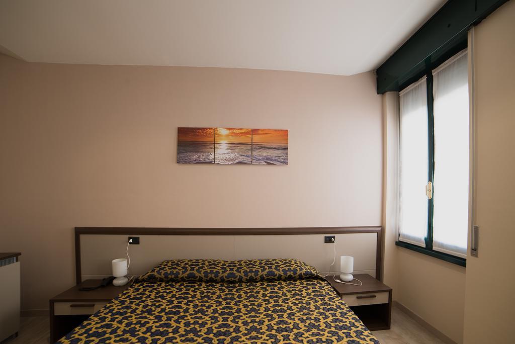Locanda San Fiorenzo Fiorenzuola dʼArda Chambre photo