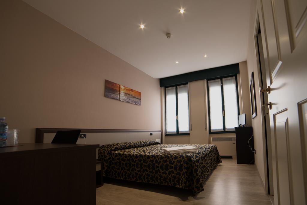 Locanda San Fiorenzo Fiorenzuola dʼArda Extérieur photo