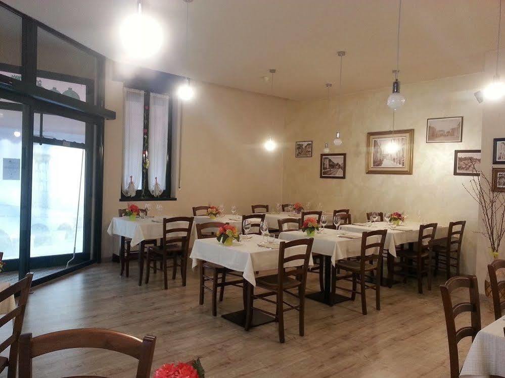Locanda San Fiorenzo Fiorenzuola dʼArda Extérieur photo