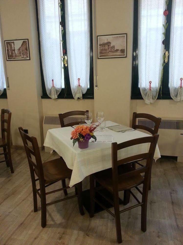 Locanda San Fiorenzo Fiorenzuola dʼArda Extérieur photo